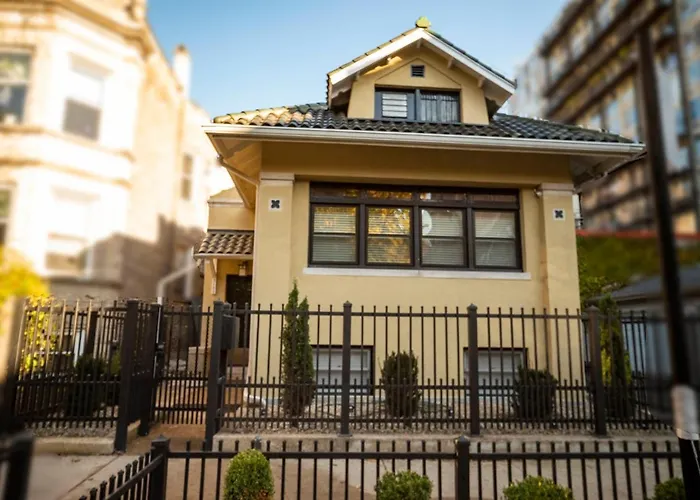 Apartment Bootlegger House Sleeps 10-20 Free Tv & Parking Chicago